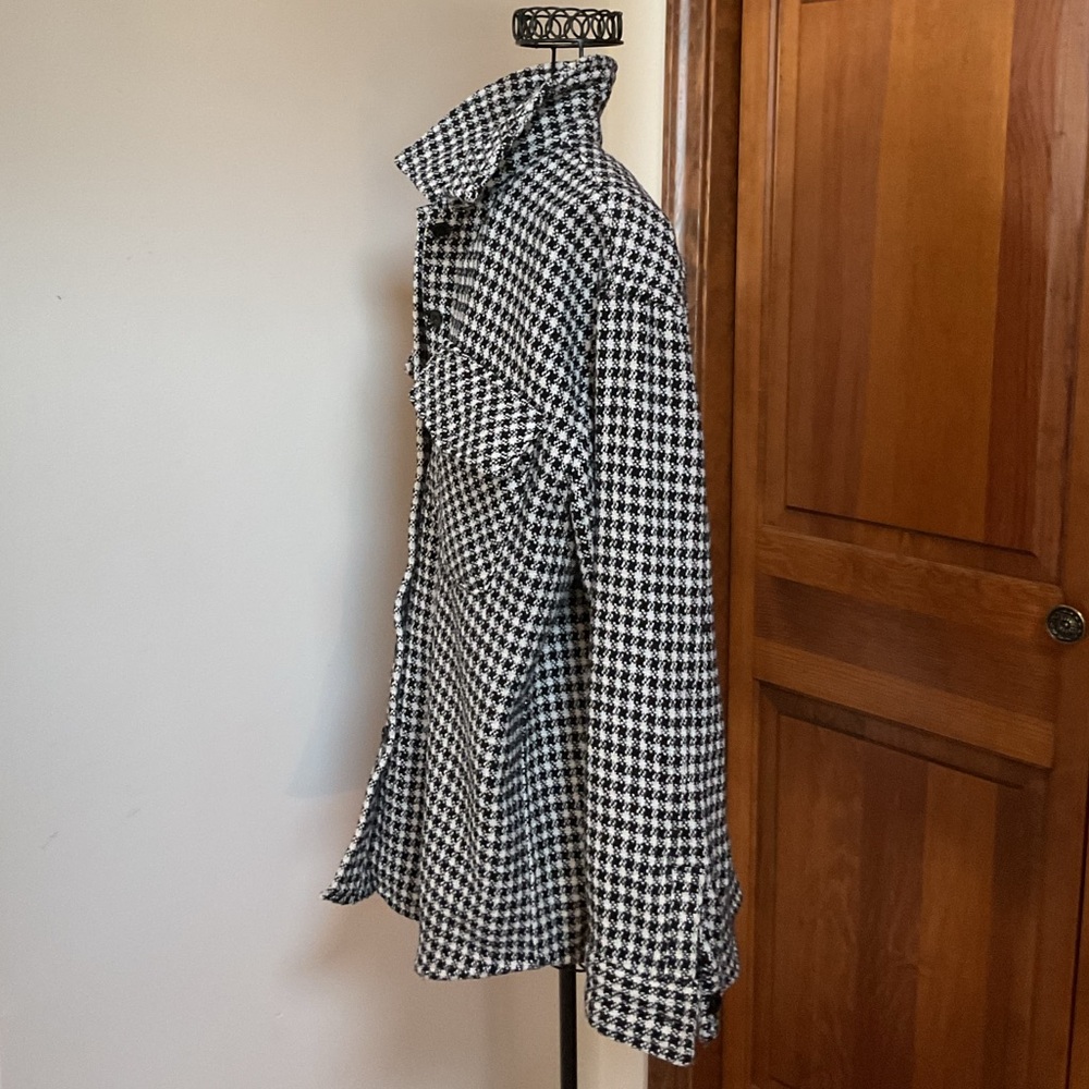Black and White Houndstooth Button-Up Shirt/Jacket Medium/Large - Picture 2 of 4